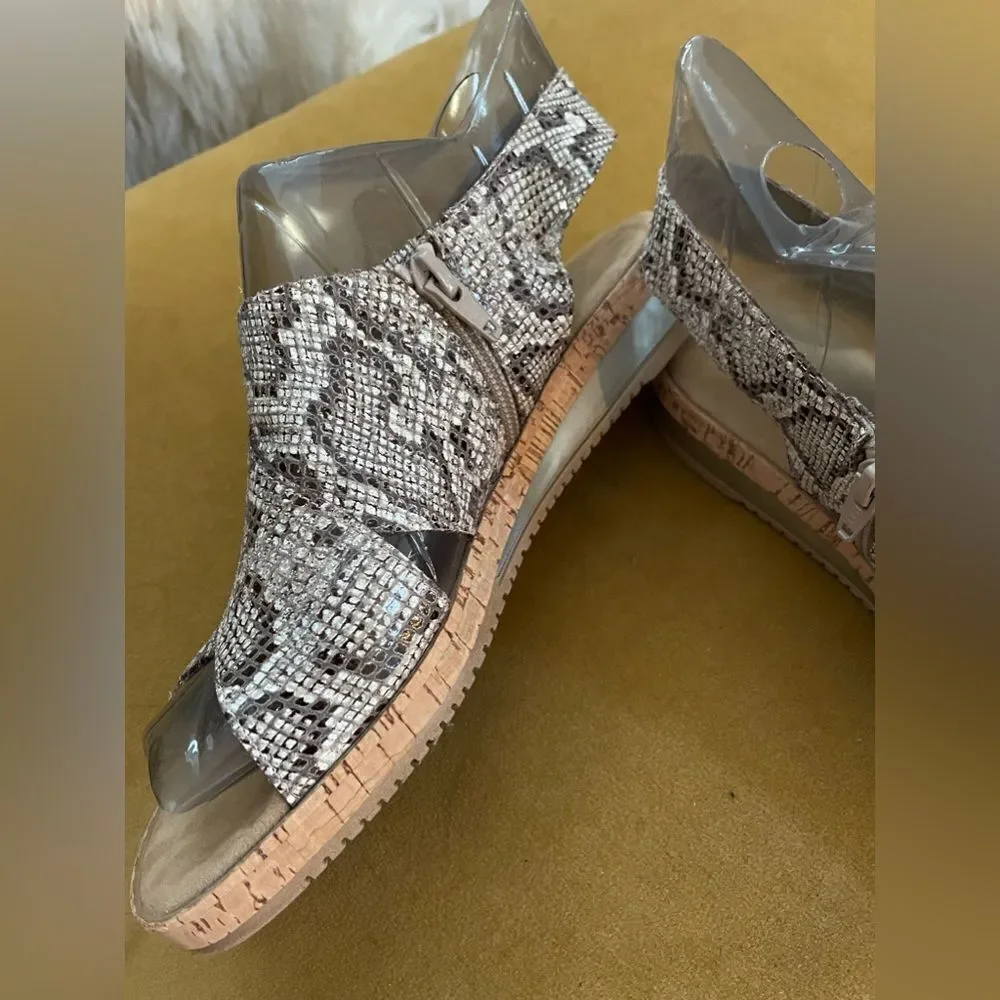 Sesto Meucci Sylke wedge sandal snake print leather 8N